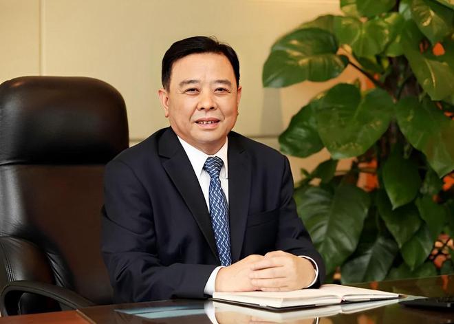 晓坐拥身价4770亿一位外地老板闯进前三开元棋牌app山东2025年十大富豪揭(图1)
