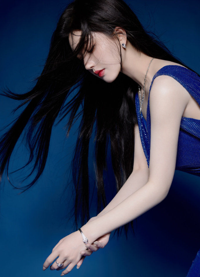 （中国）网站IOS安卓手机APP安装开元ky棋牌《母亲的闺蜜